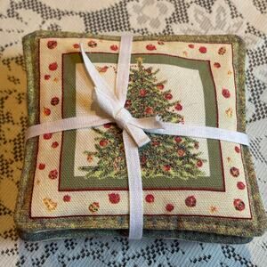 Christmas Canvas Scented Pillow Coasters Mug Mats Set of 4  New Gift Decor